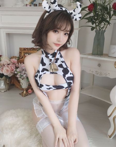 亚洲综合999_DVD免费观看电视剧