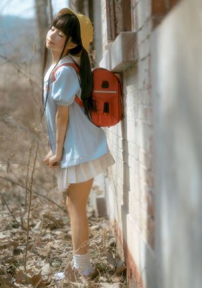 三个美女在电梯里放屁视频_最近手机在线观看