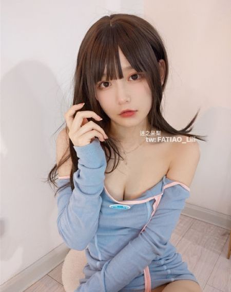 又硬又大又湿又紧A视频女女_4K高清电影在线