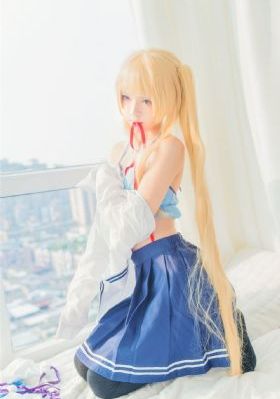 男女扒内衣揉捏胸视频_BD韩语高清完整版